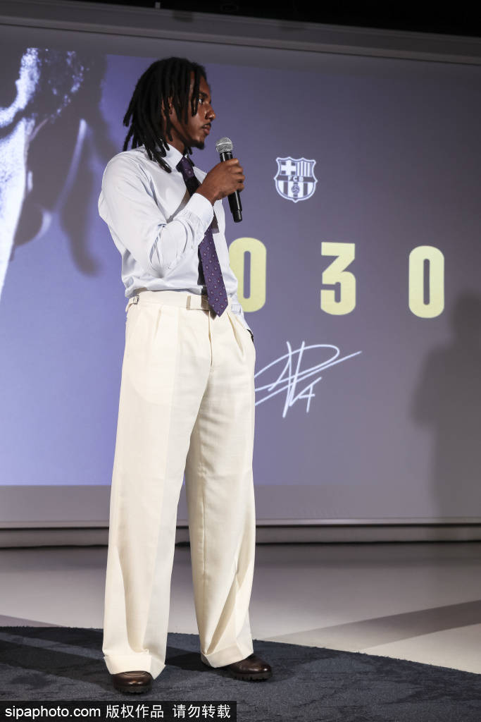 西甲第三轮前瞻：巴萨主帅弗里克如何应对“多重难题”？